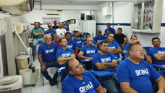 Grau