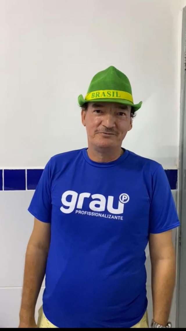 Grau