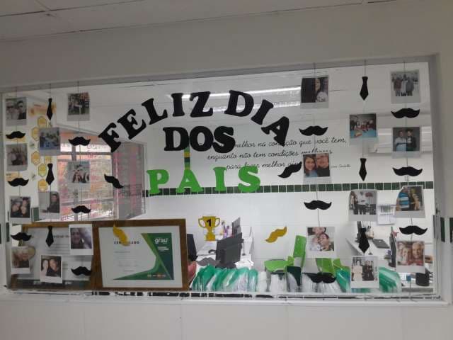 Grau