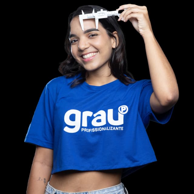 Profissional do curso design-de-sobrancelhas